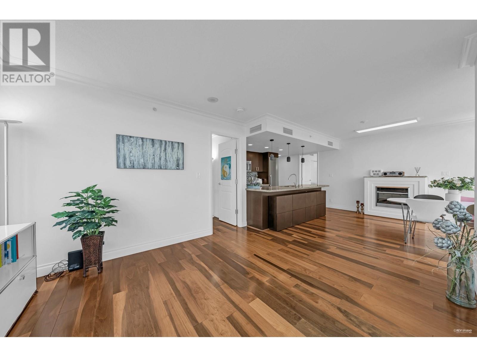 502 133 E Esplanade, North Vancouver, British Columbia  V7L 1A1 - Photo 19 - R2987581