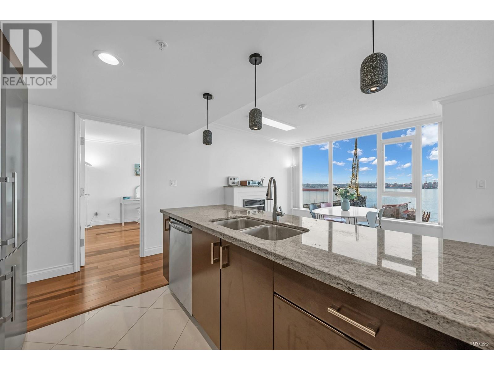 502 133 E Esplanade, North Vancouver, British Columbia  V7L 1A1 - Photo 11 - R2987581