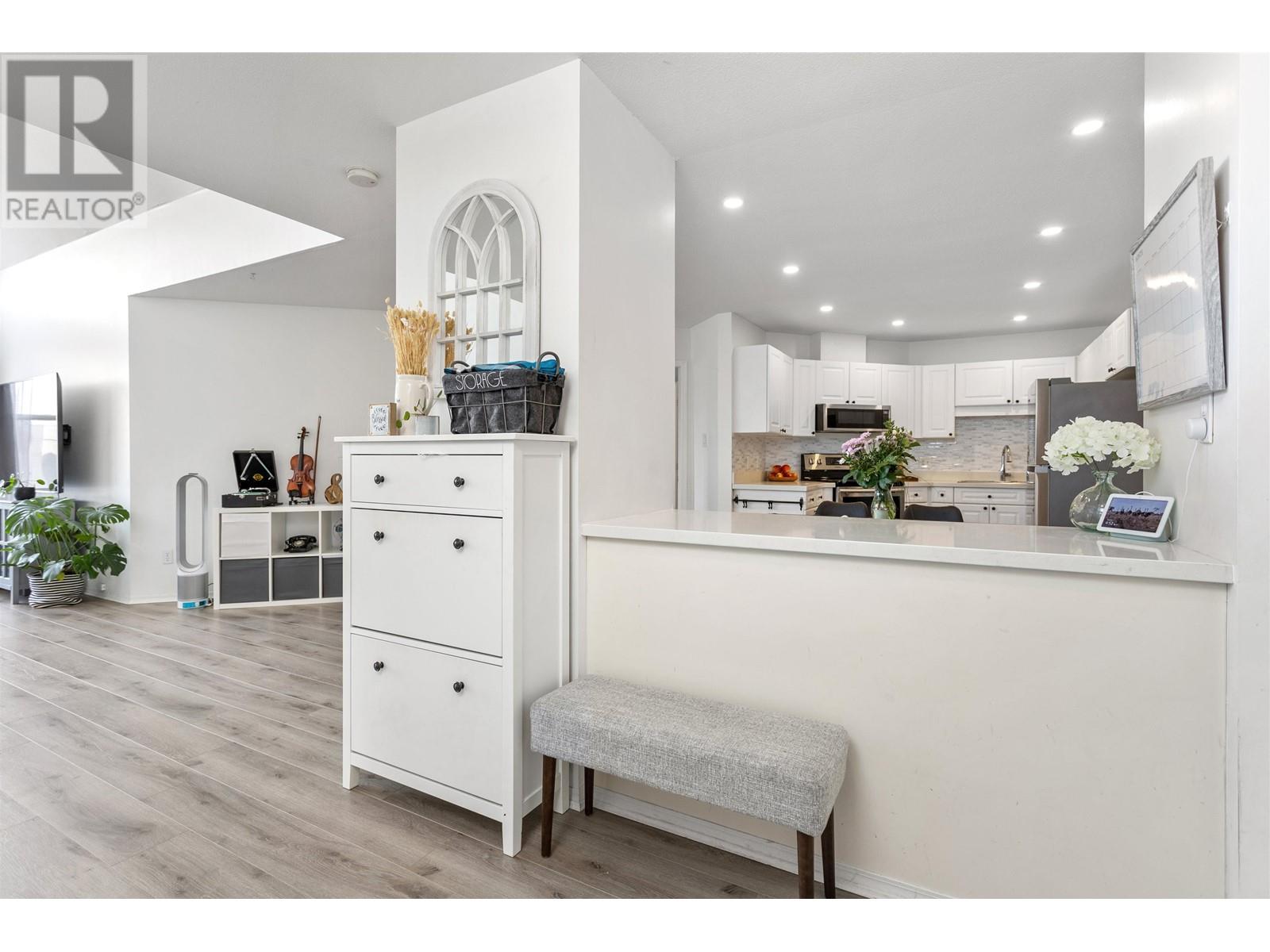 405 7051 Blundell Road, Richmond, British Columbia  V6Y 1J5 - Photo 10 - R2987721