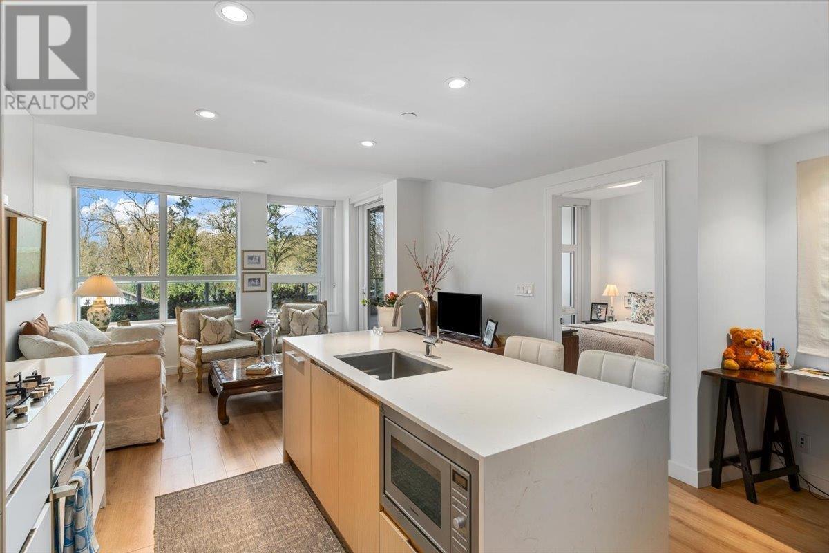 319 1500 Fern Street, North Vancouver, British Columbia  V7J 0E6 - Photo 5 - R2988193