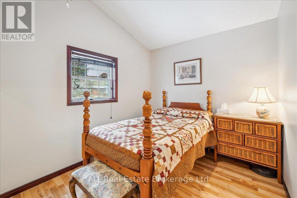 16a Hayhoe Road, Seguin, Ontario  P2A 2W8 - Photo 17 - X12070805