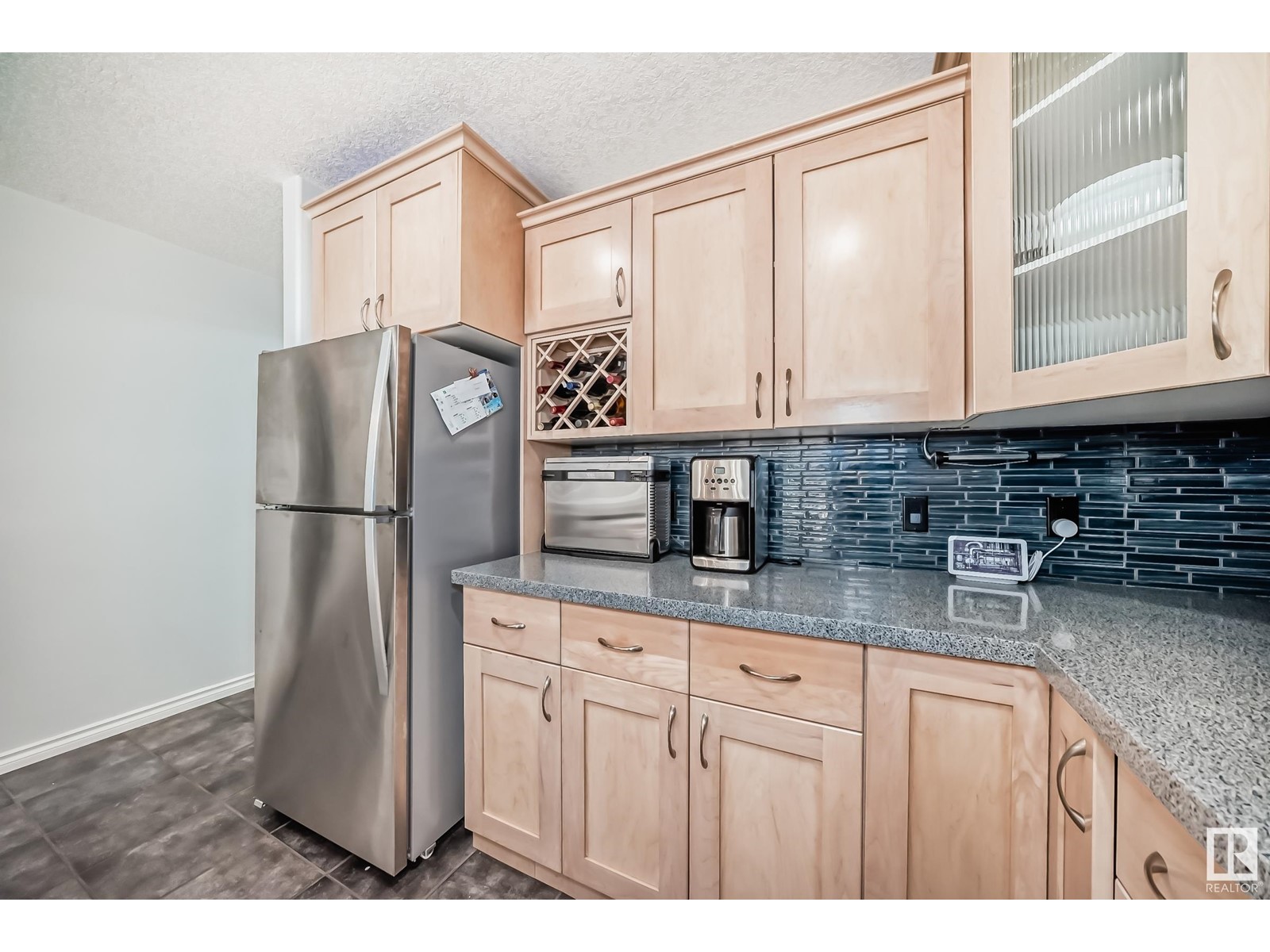 10048 93 St Nw, Edmonton, Alberta  T5H 1W7 - Photo 15 - E4429757