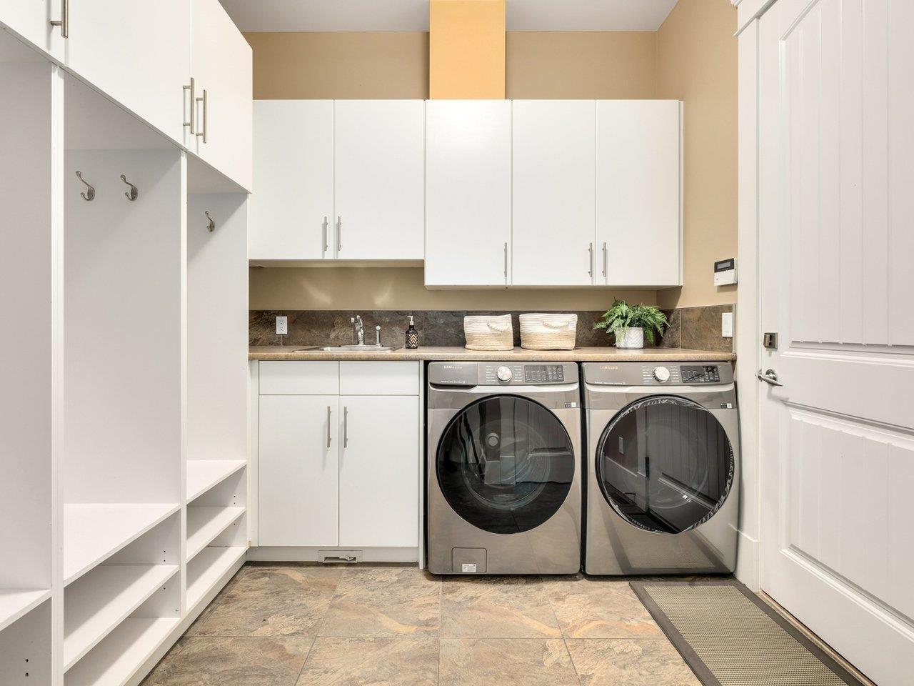 2071 136a Street, Surrey, British Columbia  V4A 9V7 - Photo 16 - R2954044