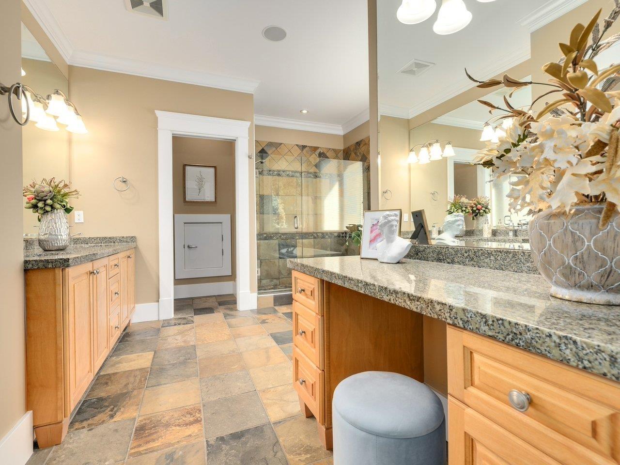 2071 136a Street, Surrey, British Columbia  V4A 9V7 - Photo 18 - R2954044