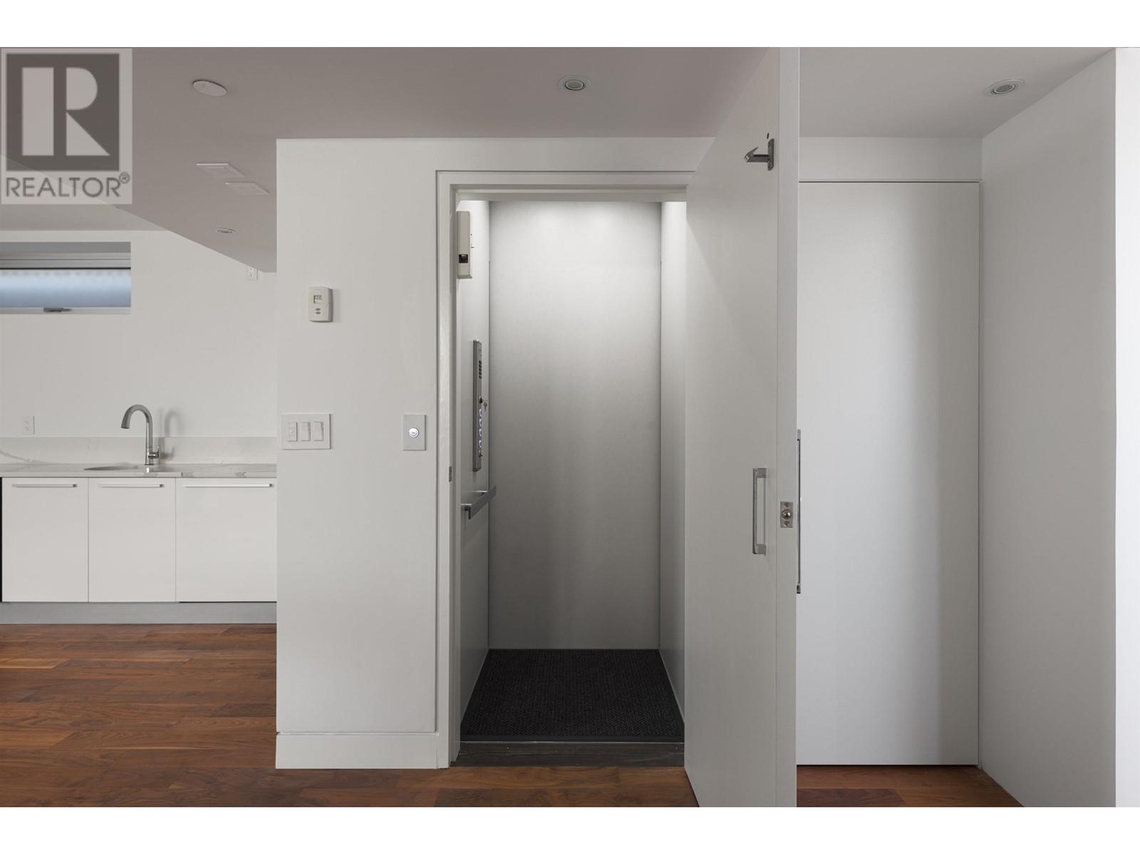 1715 22nd Street, West Vancouver, British Columbia  V7V 4E4 - Photo 36 - R2987822