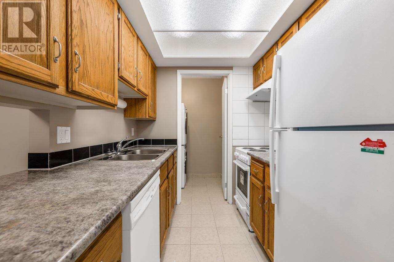 608 6595 Willingdon Avenue, Burnaby, British Columbia  V5H 4E5 - Photo 9 - R2988018