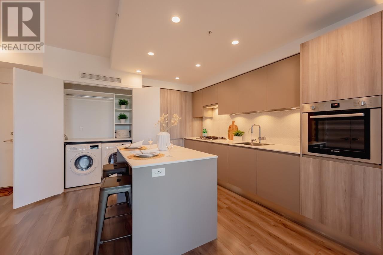 1302 3809 Evergreen Place, Burnaby, British Columbia  V3J 0M1 - Photo 2 - R2975514
