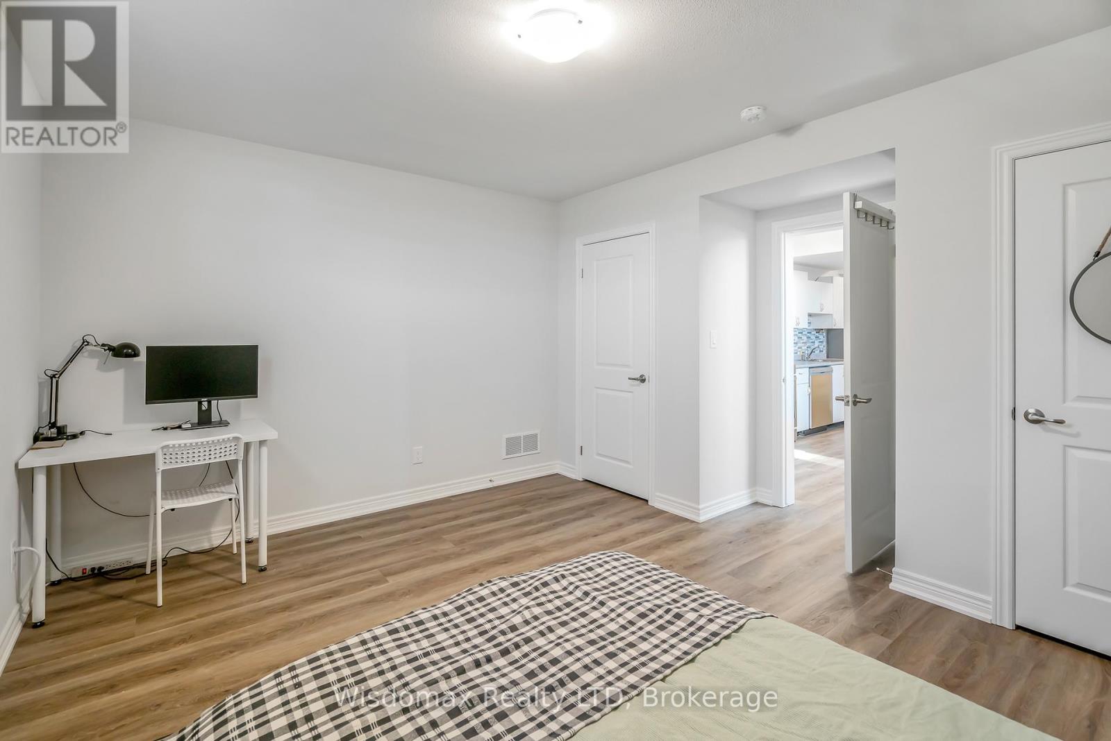 Lower - 5 Lamb Crescent, Thorold, Ontario  L2V 0G8 - Photo 10 - X12070830
