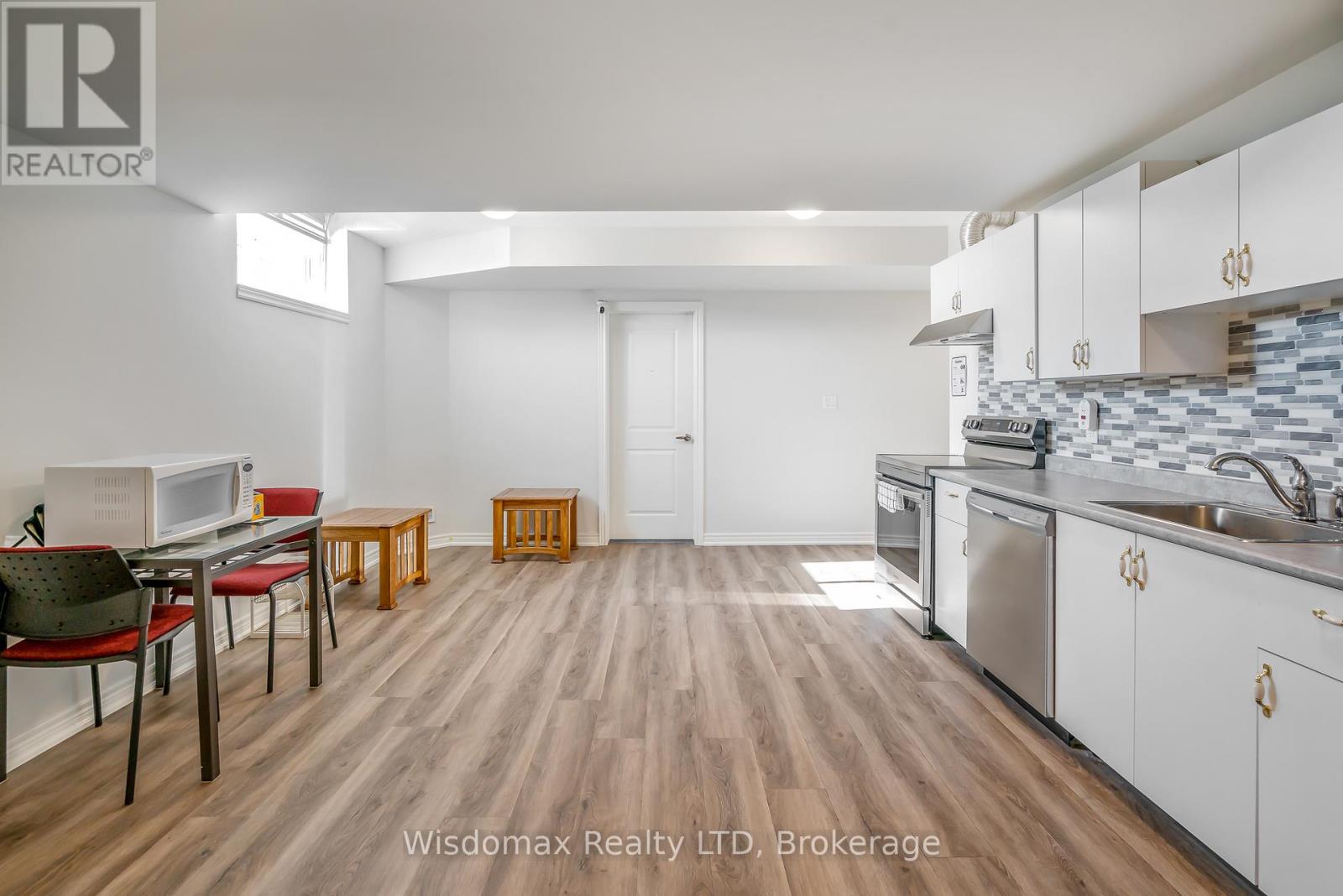 Lower - 5 Lamb Crescent, Thorold, Ontario  L2V 0G8 - Photo 3 - X12070830