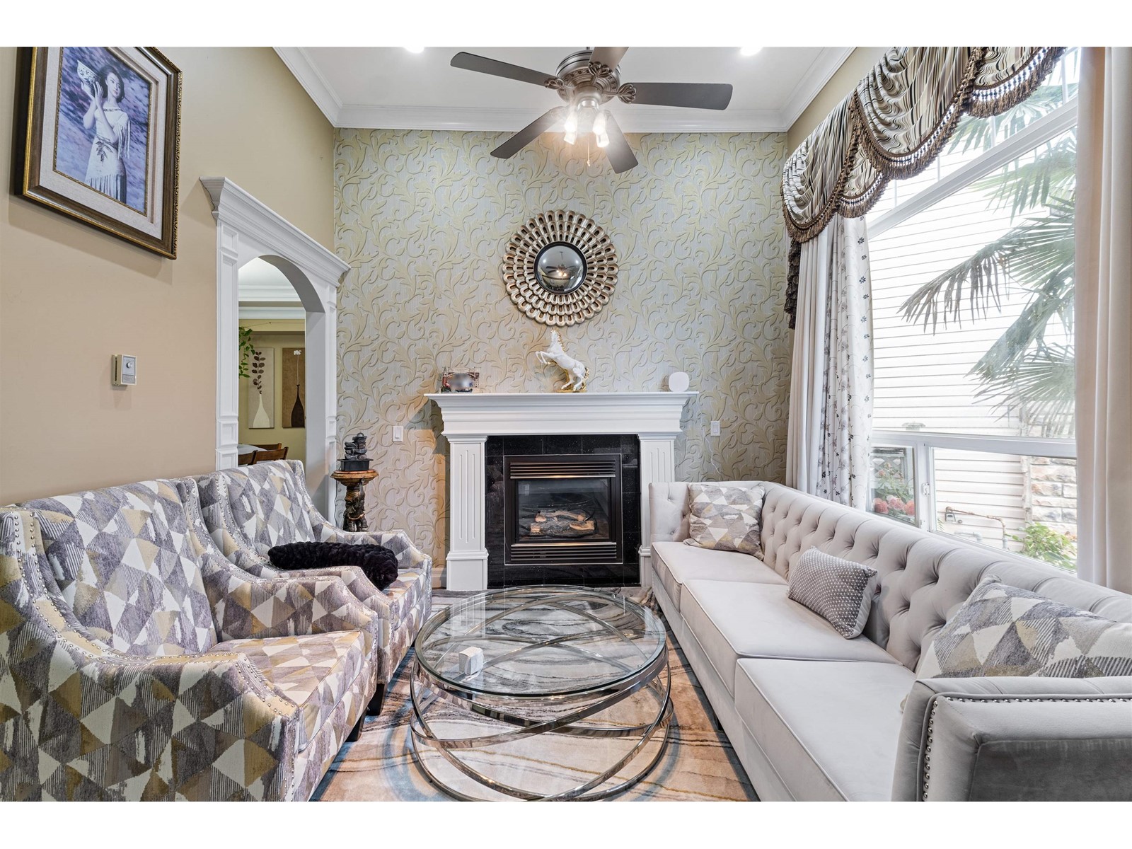 Property at 14681 78 AVENUE image 2