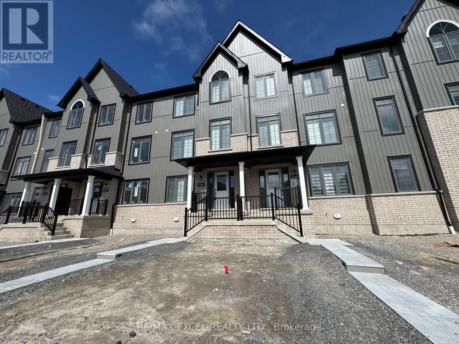 1066 DYAS AVENUE, Oshawa, Ontario