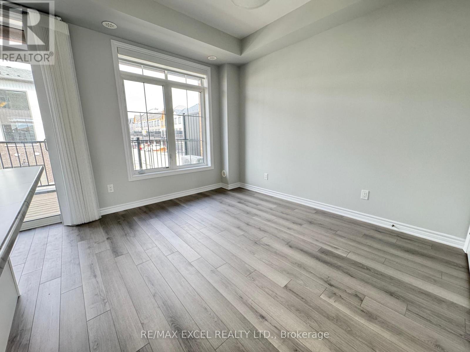 1066 Dyas Avenue, Oshawa, Ontario  L1L 0X1 - Photo 6 - E12070871
