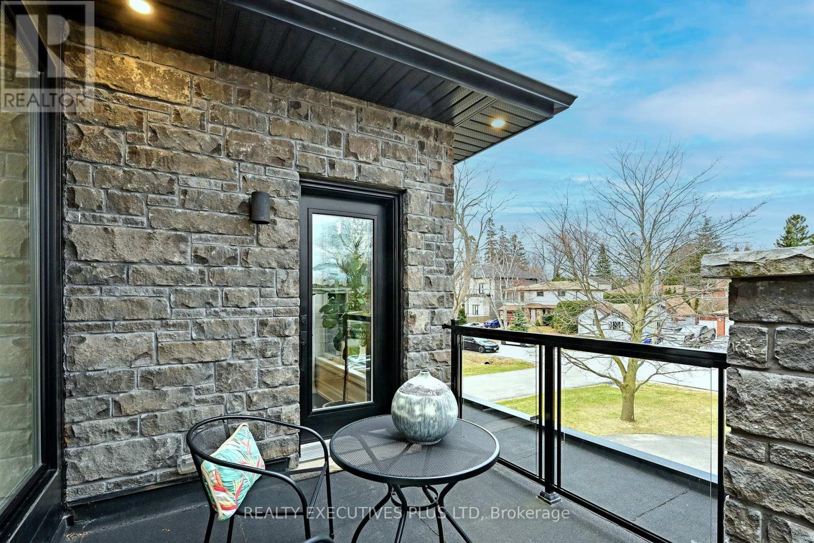 367 Rosebank Road, Pickering, Ontario  L1W 2N3 - Photo 22 - E12070887