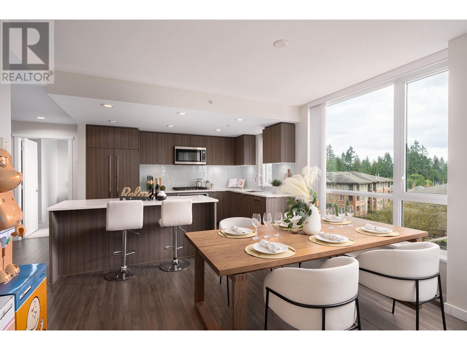 404 3096 Windsor Gate, Coquitlam, British Columbia  V3B 0P4 - Photo 7 - R2988046