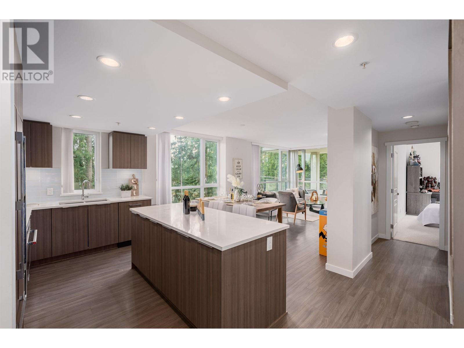 404 3096 Windsor Gate, Coquitlam, British Columbia  V3B 0P4 - Photo 13 - R2988046