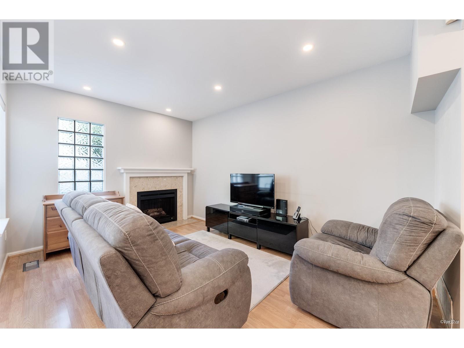 4 6391 Cooney Road, Richmond, British Columbia  V6Y 2J5 - Photo 7 - R2987544