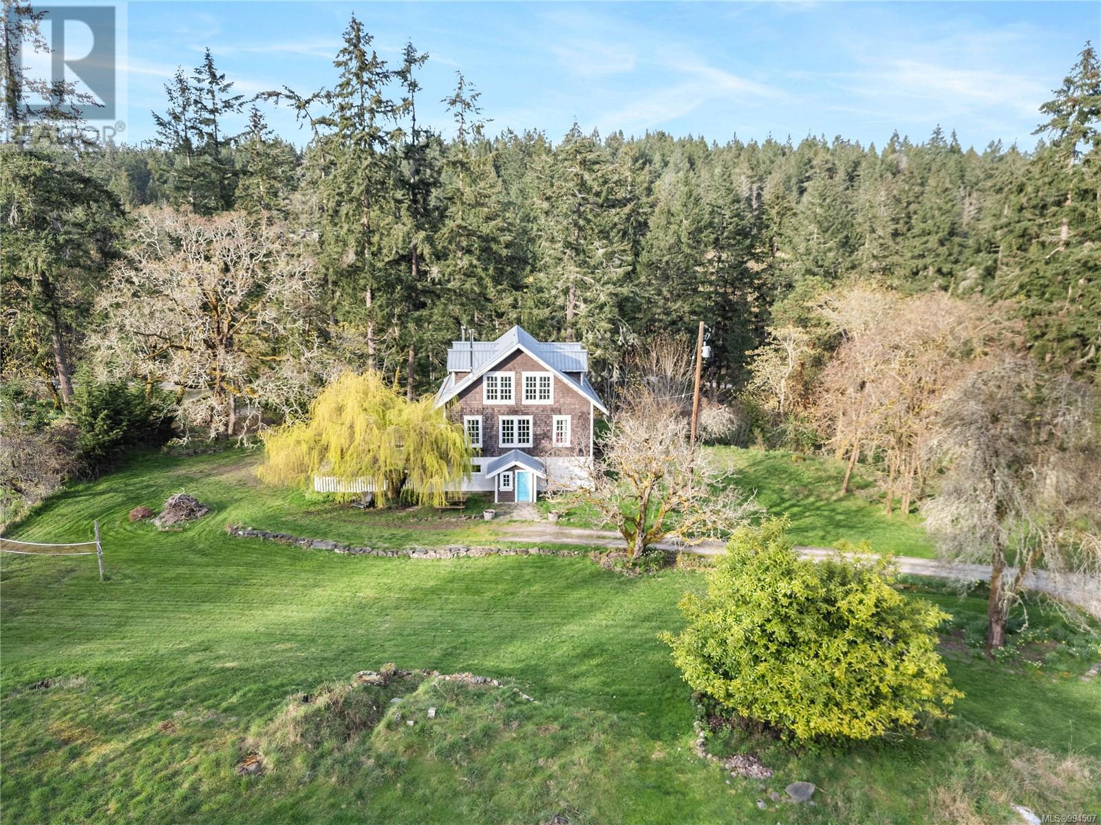 301 Epron Rd, Salt Spring, British Columbia  V8K 2B4 - Photo 2 - 994507