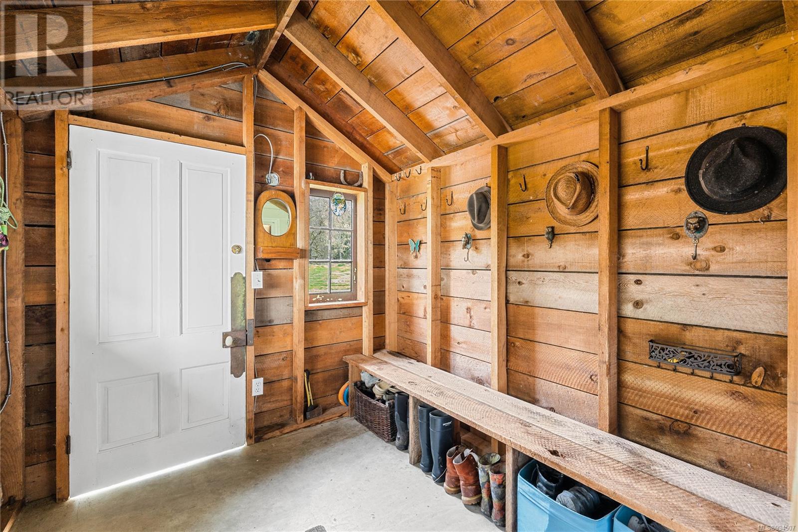 301 Epron Rd, Salt Spring, British Columbia  V8K 2B4 - Photo 28 - 994507