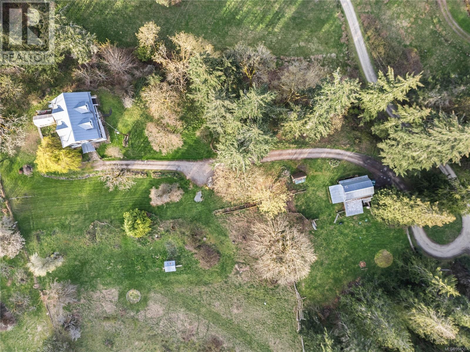 301 Epron Rd, Salt Spring, British Columbia  V8K 2B4 - Photo 3 - 994507