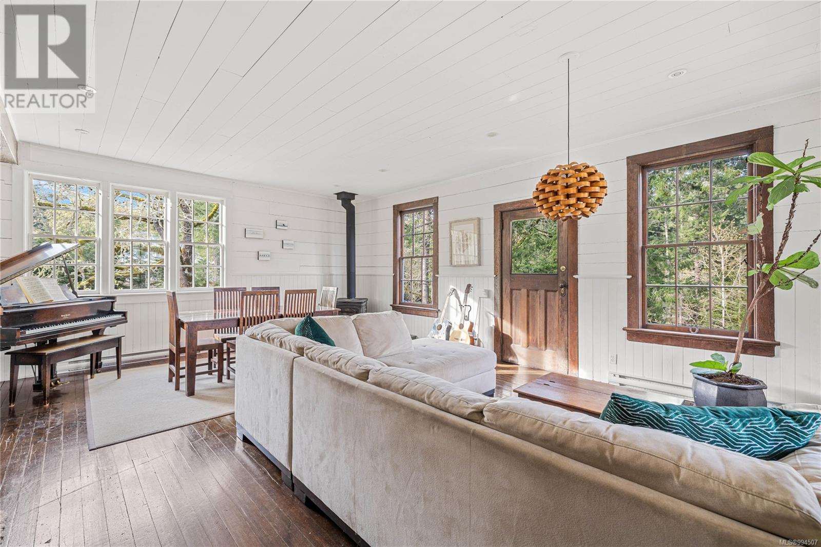 301 Epron Rd, Salt Spring, British Columbia  V8K 2B4 - Photo 6 - 994507