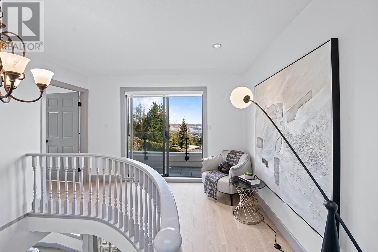 2523 Westhill Drive, West Vancouver, British Columbia  V7S 3A3 - Photo 19 - R2988086