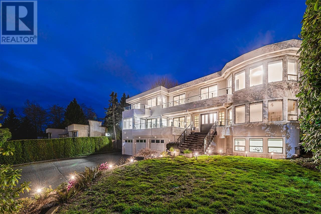 2523 Westhill Drive, West Vancouver, British Columbia  V7S 3A3 - Photo 2 - R2988086
