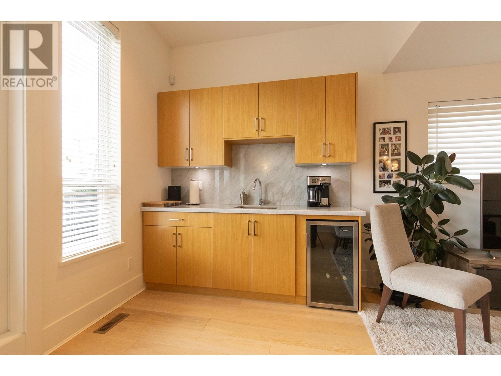 226 E 12th Street, North Vancouver, British Columbia  V7L 2J6 - Photo 26 - R2980875