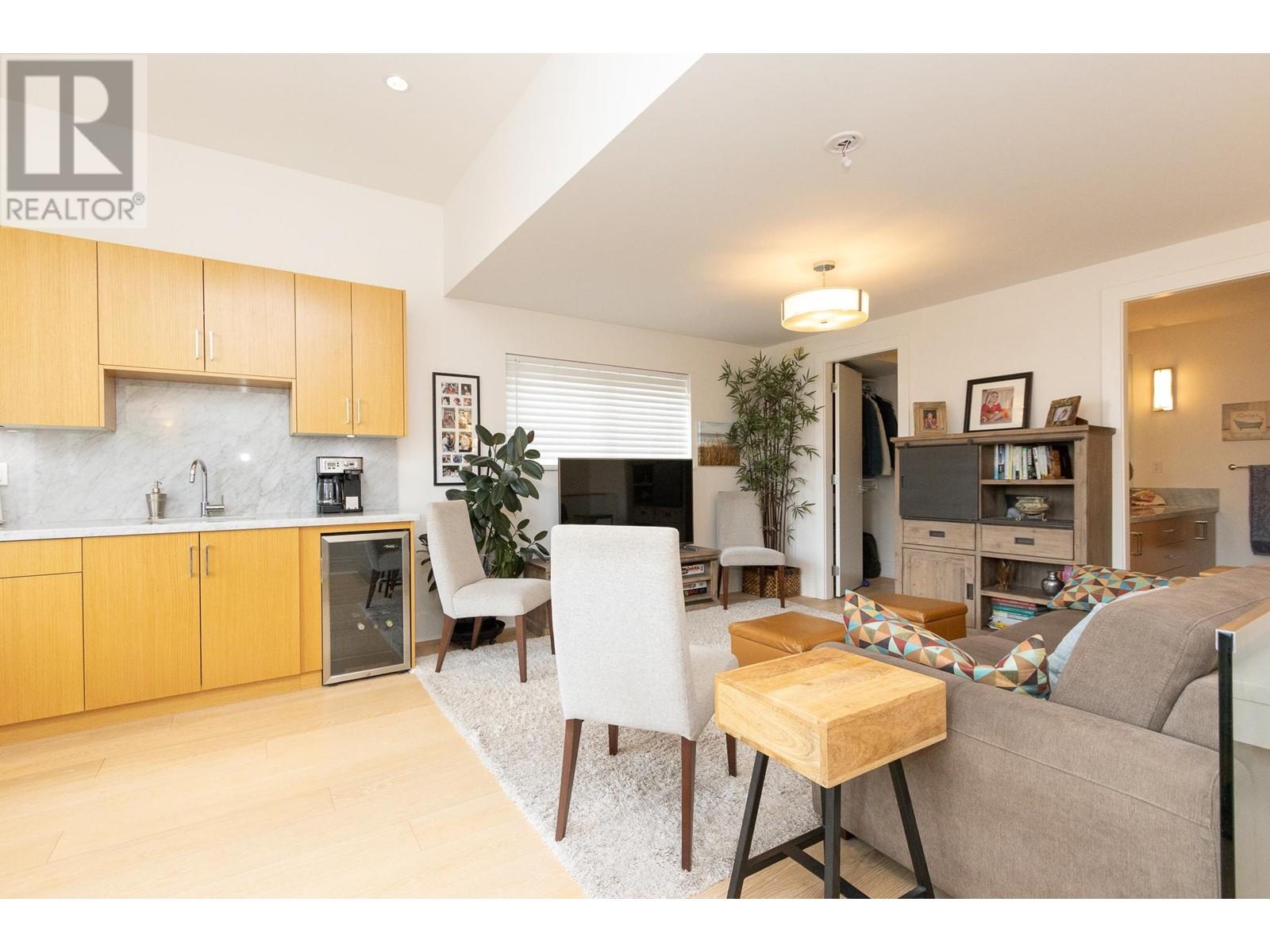 226 E 12th Street, North Vancouver, British Columbia  V7L 2J6 - Photo 19 - R2980875