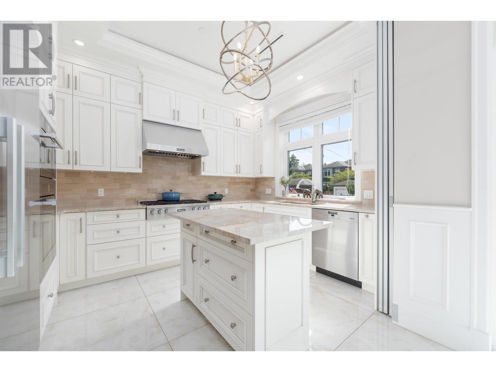 4650 W 6th Avenue, Vancouver, British Columbia  V6R 1V7 - Photo 9 - R2988043