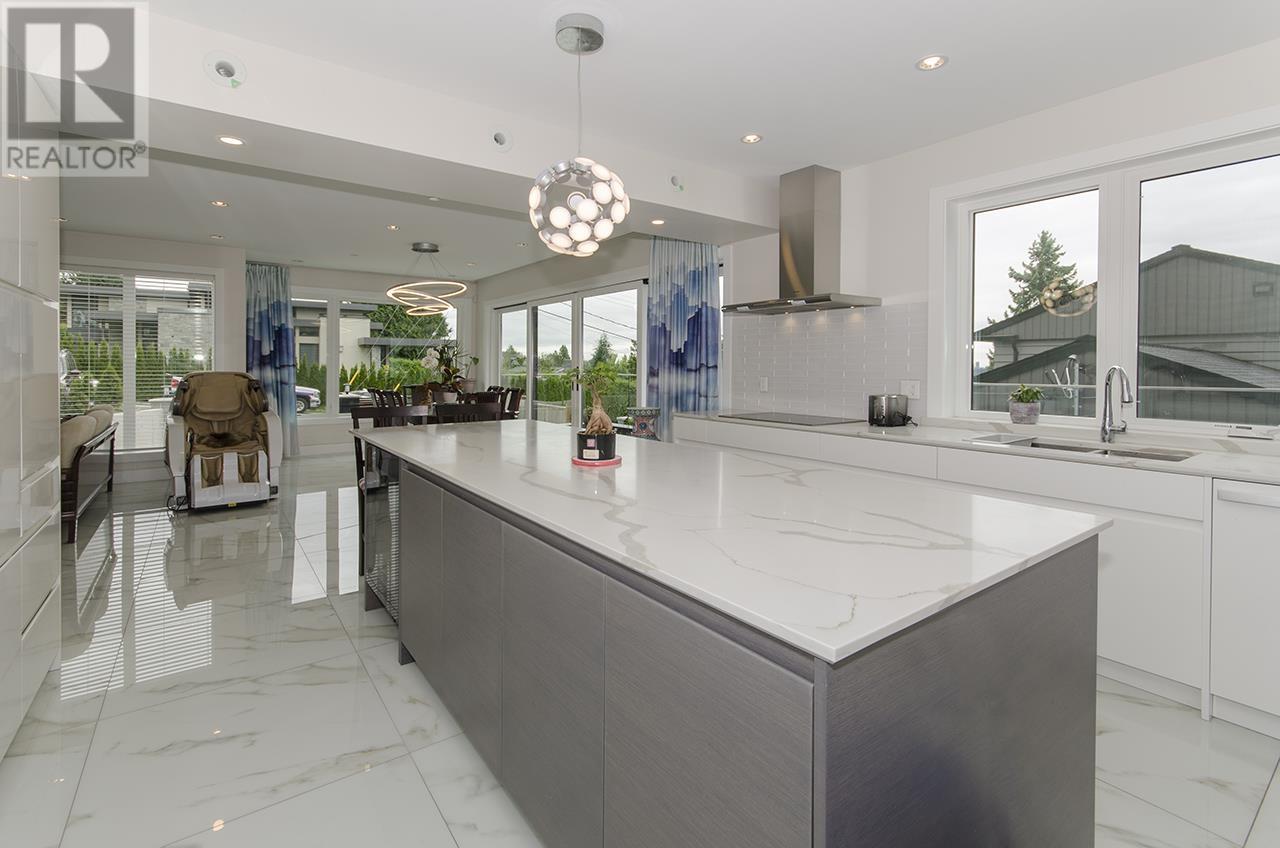 2010 Queens Avenue, West Vancouver, British Columbia  V7V 2X9 - Photo 13 - R2988150