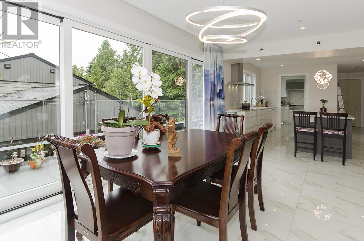 2010 Queens Avenue, West Vancouver, British Columbia  V7V 2X9 - Photo 7 - R2988150