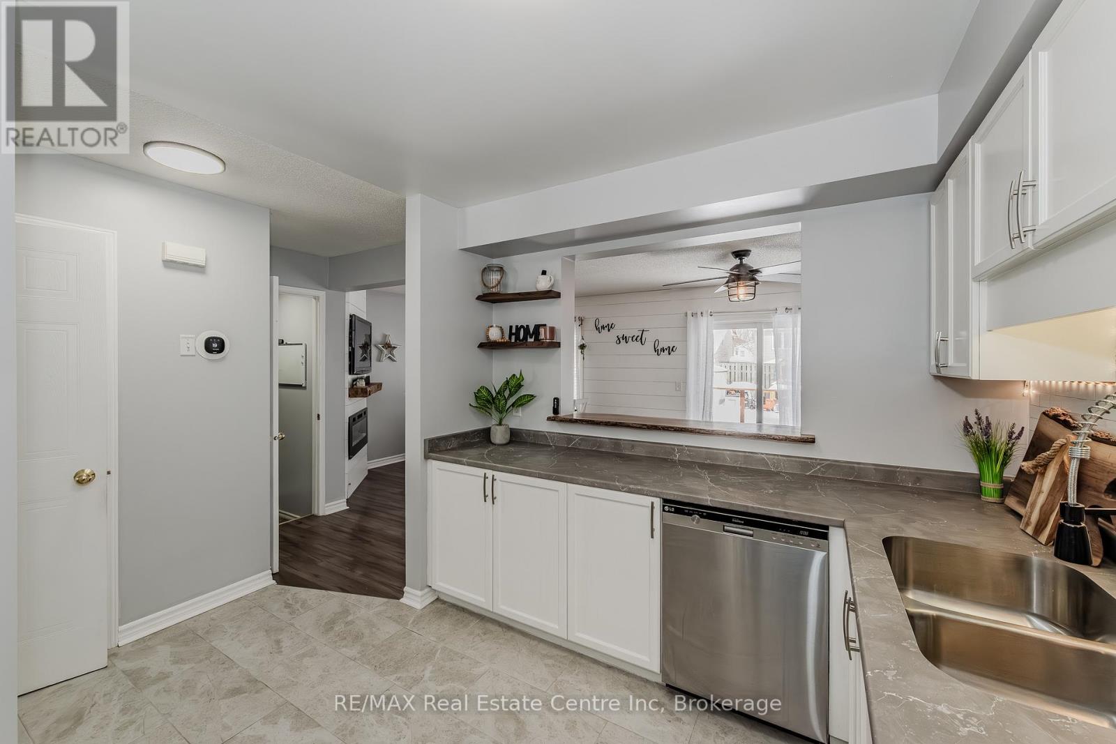 37 Swift Crescent, Guelph, Ontario  N1E 7J3 - Photo 16 - X12070945