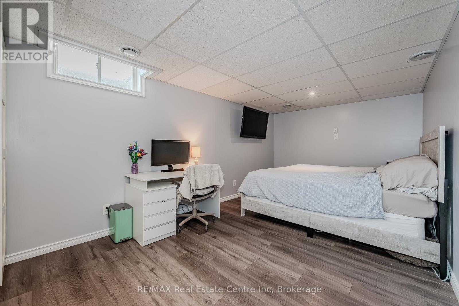 37 Swift Crescent, Guelph, Ontario  N1E 7J3 - Photo 23 - X12070945