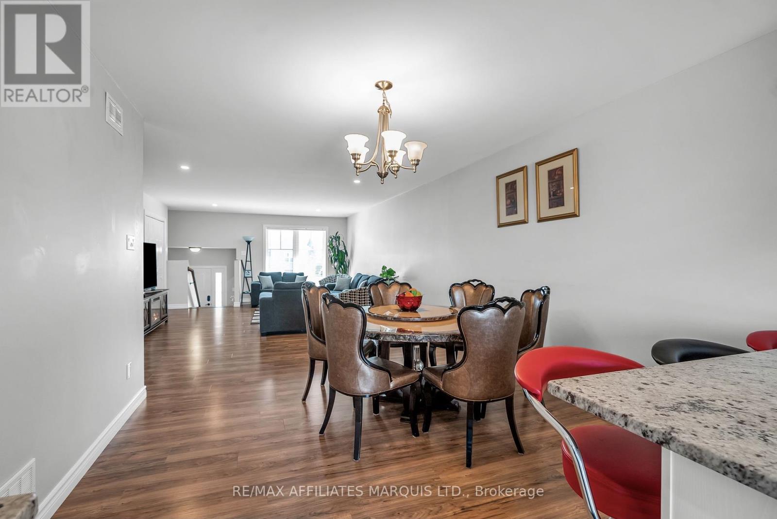 97 French Avenue, South Stormont, Ontario  K0C 1P0 - Photo 12 - X12070954