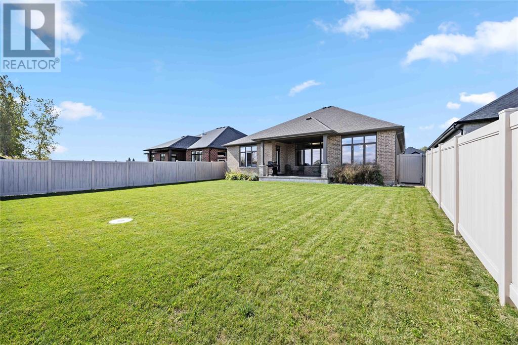 850 Magnolia Lane, Sarnia, Ontario  N7S 0G4 - Photo 34 - 25007953