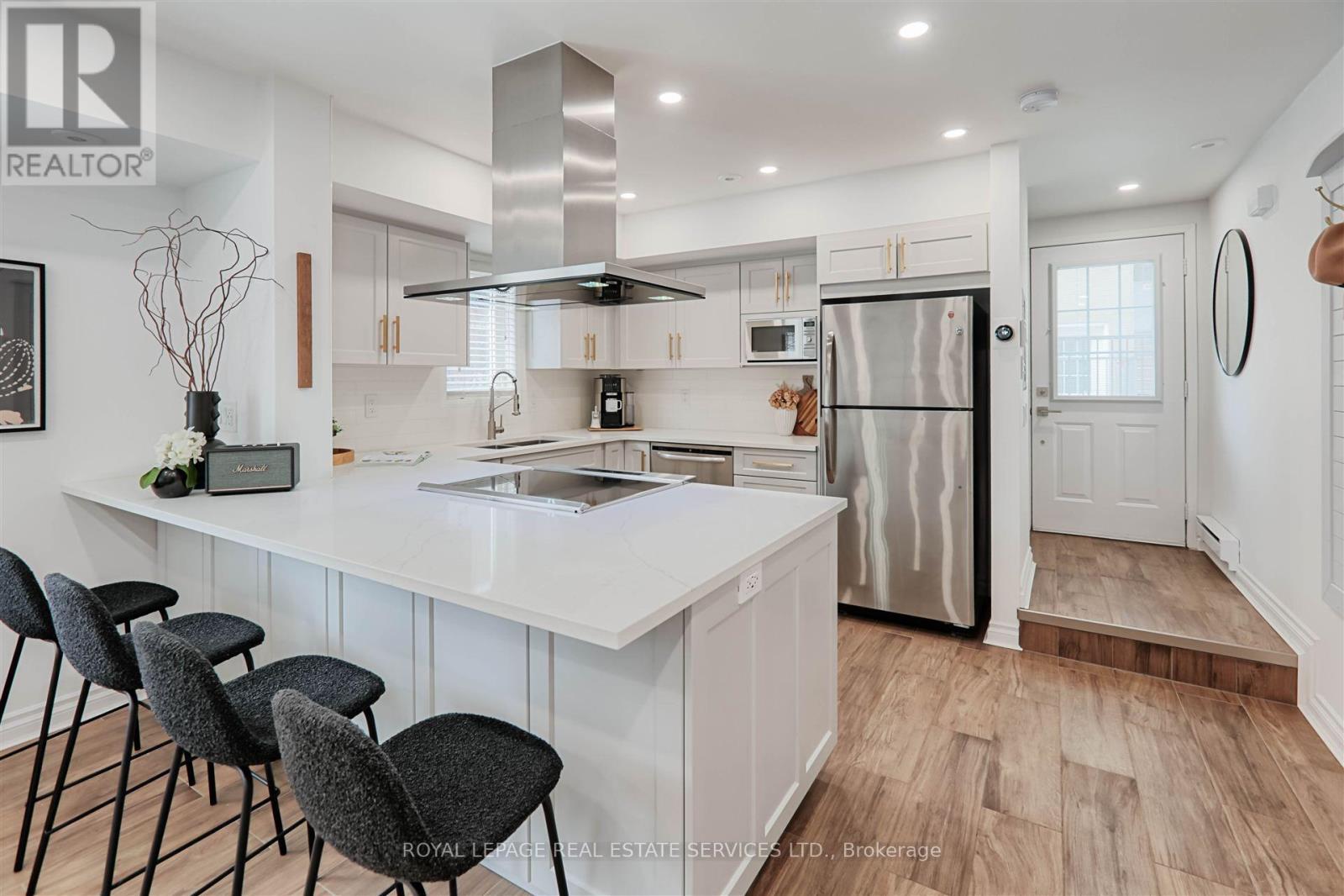 Property at 113 - 40 MERCHANT LANE image 3