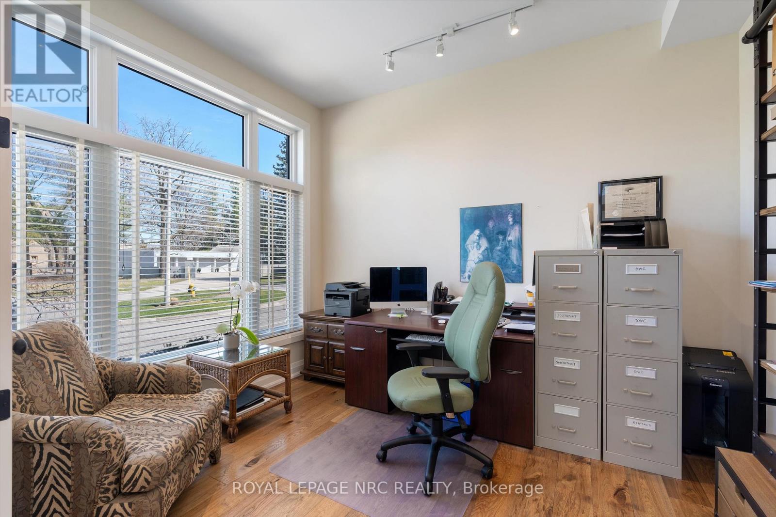 6 Rodman Hall Drive, St. Catharines, Ontario  L2S 1P2 - Photo 8 - X12070980