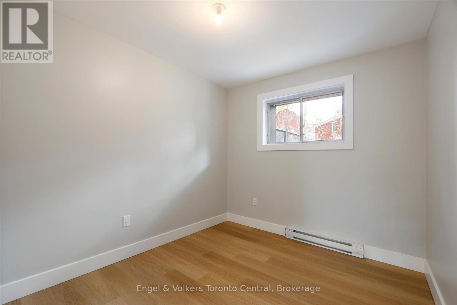 51 Woodward Street, Bracebridge, Ontario  P1L 1J8 - Photo 19 - X12070974