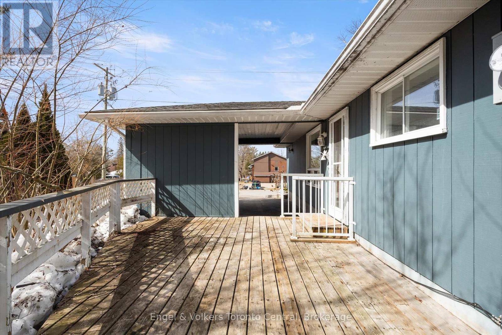 51 Woodward Street, Bracebridge, Ontario  P1L 1J8 - Photo 27 - X12070974