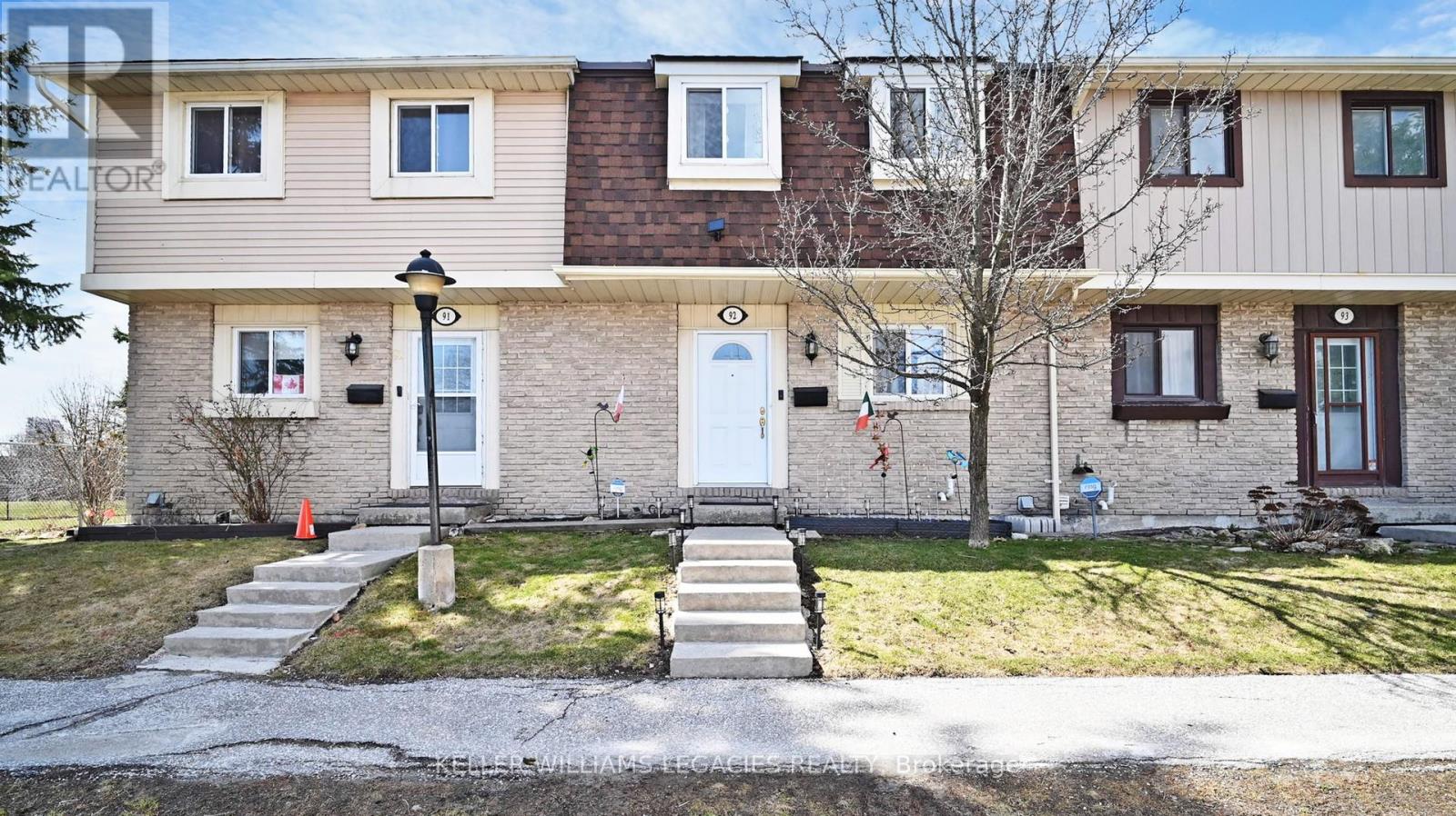 Property at 92 - 93 HANSEN ROAD N image 2