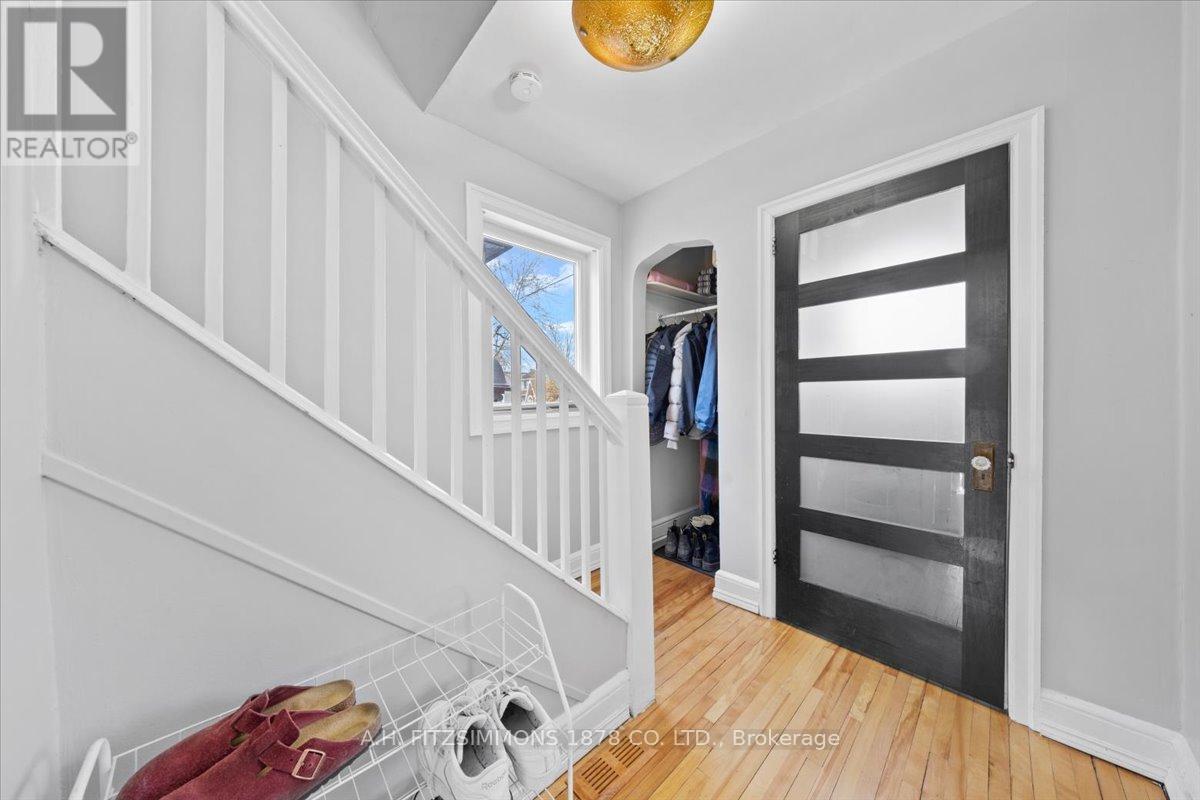 Property at 130 BLACKBURN AVENUE image 4