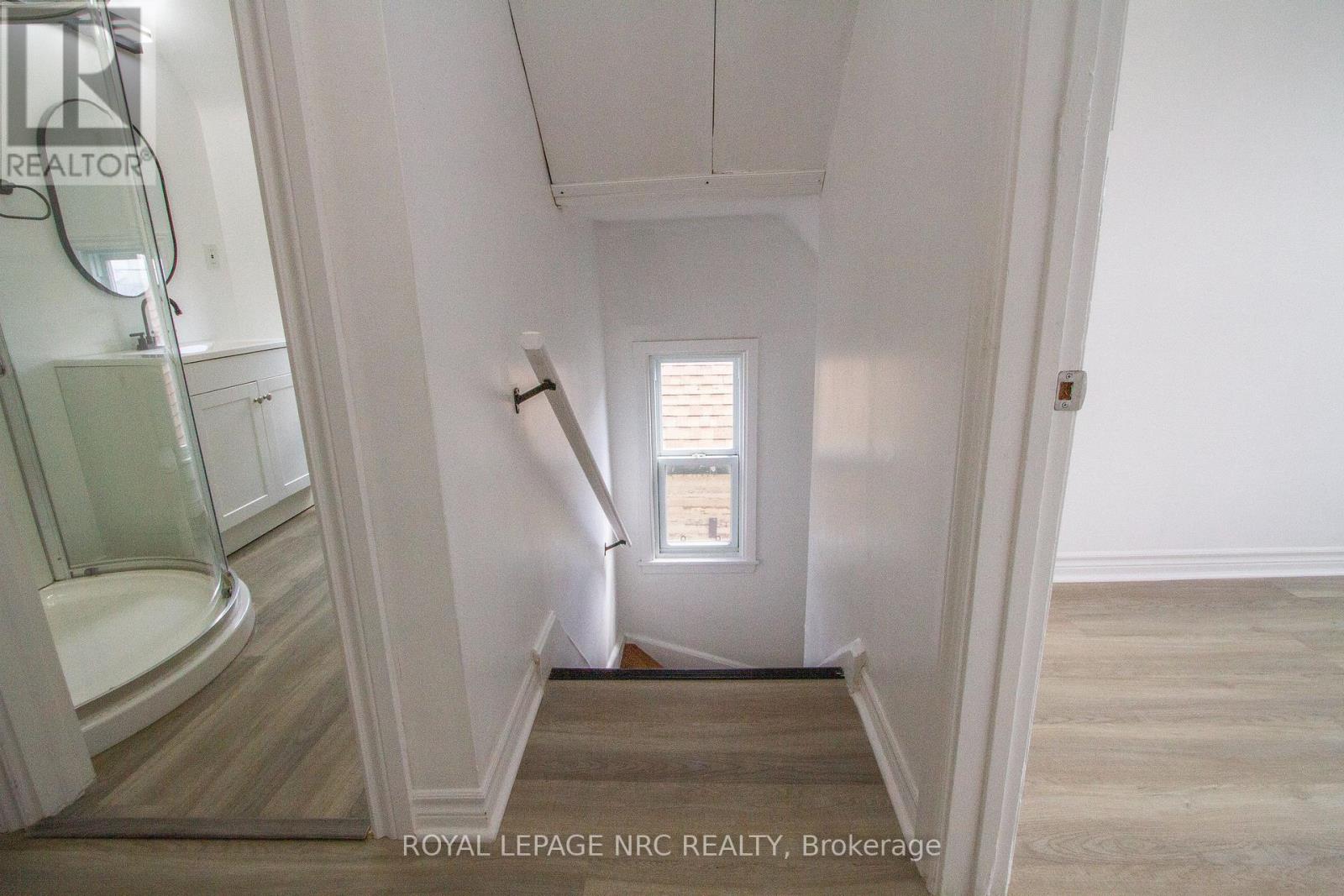 4900 St Clair Avenue, Niagara Falls, Ontario  L2E 3T6 - Photo 16 - X12071022