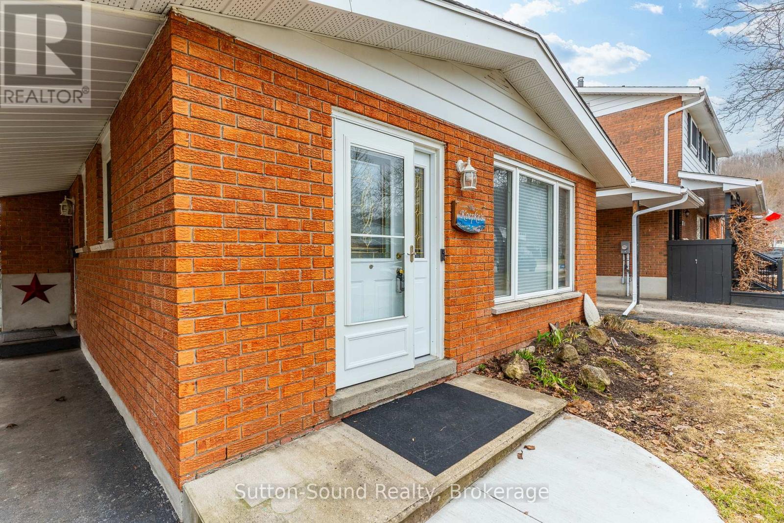 525 1st Street W, Owen Sound, Ontario  N4K 5Y2 - Photo 4 - X12071010