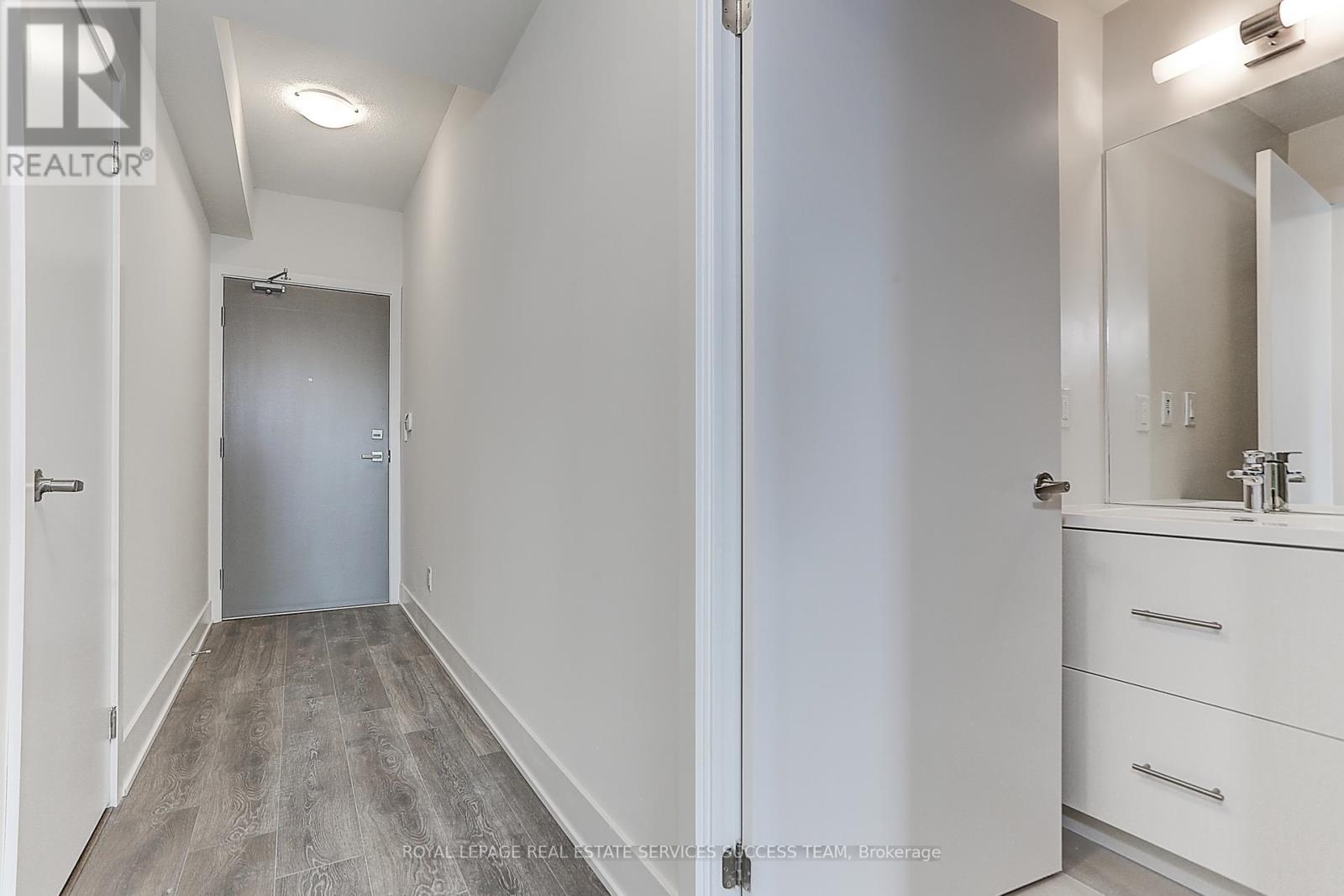1707 - 188 Fairview Mall Drive, Toronto, Ontario  M2J 0H7 - Photo 11 - C12071016