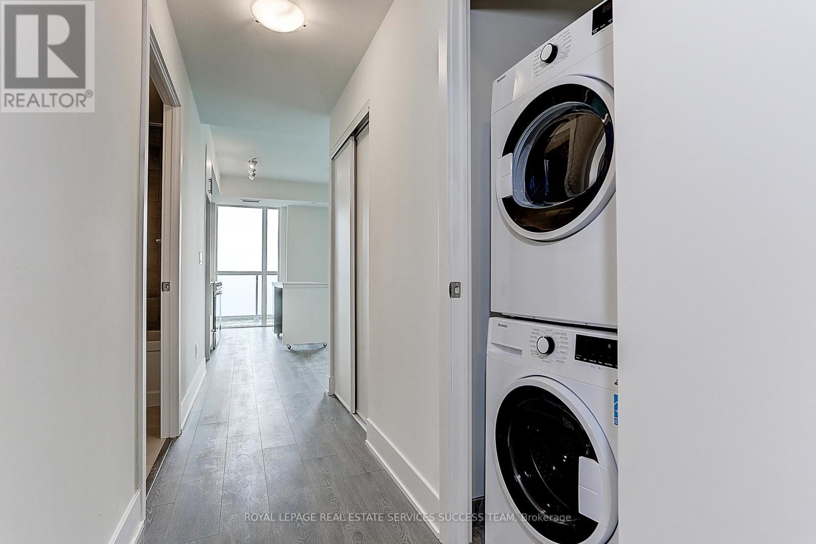 1707 - 188 Fairview Mall Drive, Toronto, Ontario  M2J 0H7 - Photo 13 - C12071016