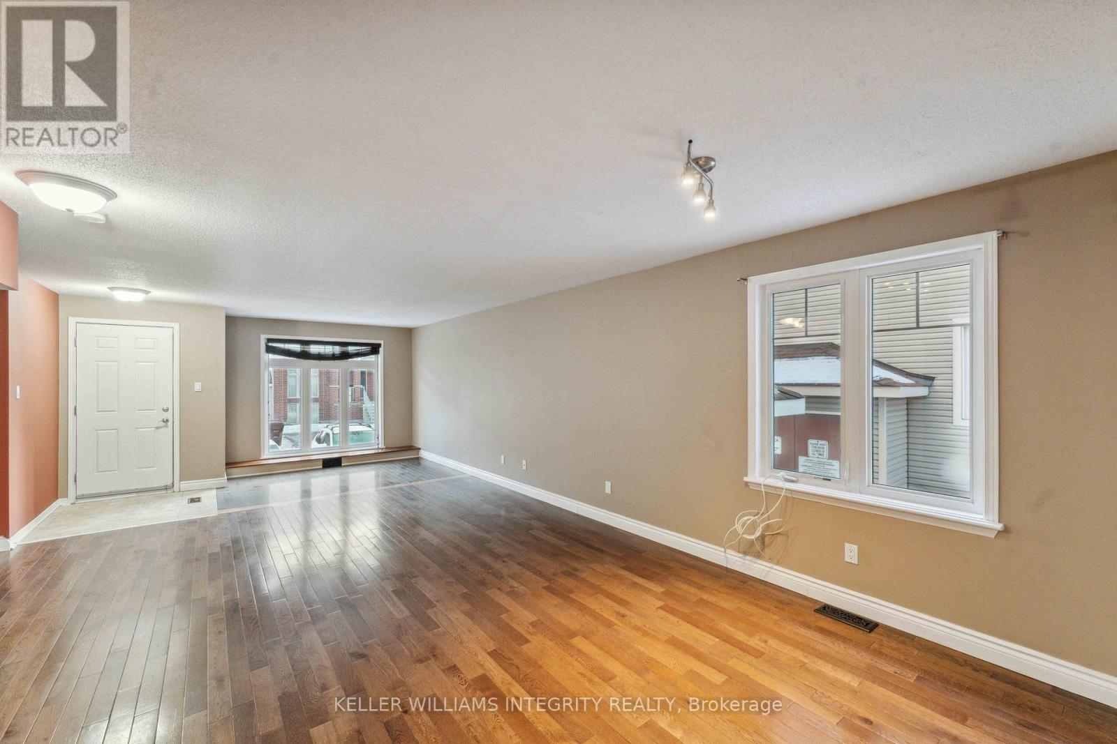 562 Reardon, Ottawa, Ontario  K1V 2L1 - Photo 12 - X11979503