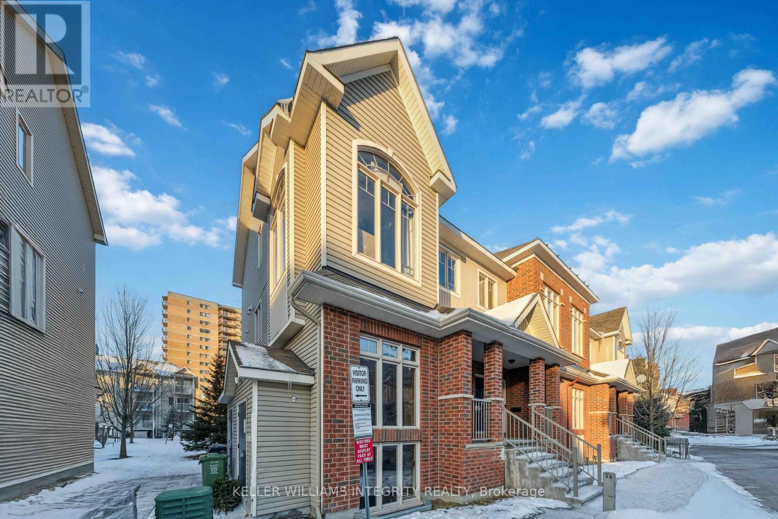 Property at 562 REARDON image 3