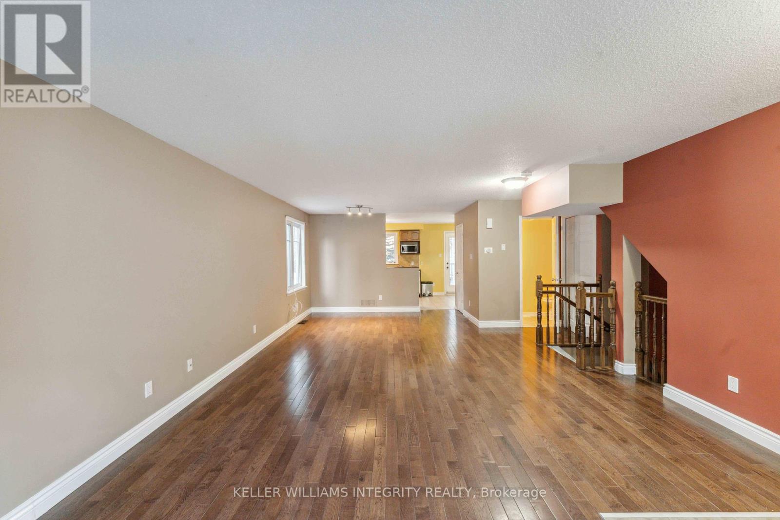 562 Reardon, Ottawa, Ontario  K1V 2L1 - Photo 6 - X11979503