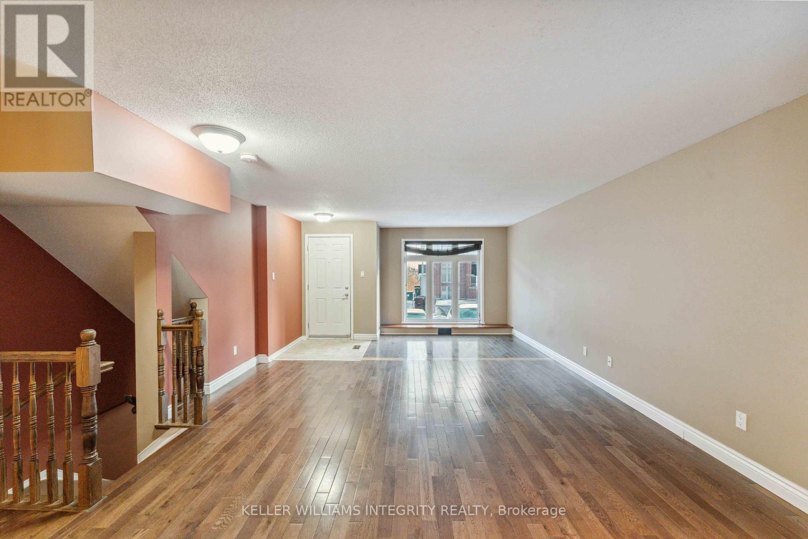 562 Reardon, Ottawa, Ontario  K1V 2L1 - Photo 8 - X11979503