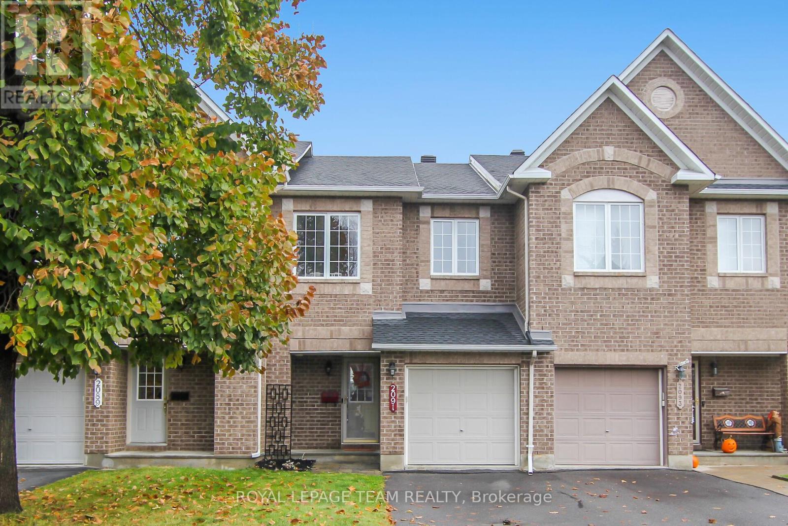 Property at 2091 HIBOUX STREET E image 1